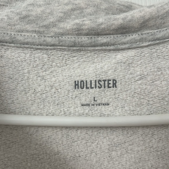 U.S.A Hollister Half Zip Sweater - Picture 3 of 5